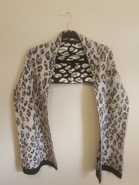 Reversible Leopard Print Scarf